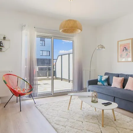 Appartamento Charming Flat In The Center Of - Welkeys *