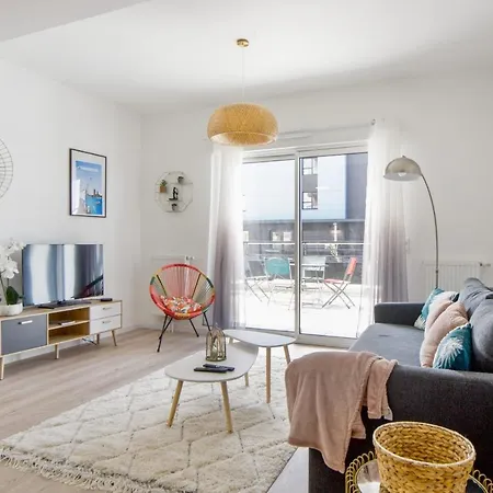 Charming Flat In The Center Of - Welkeys